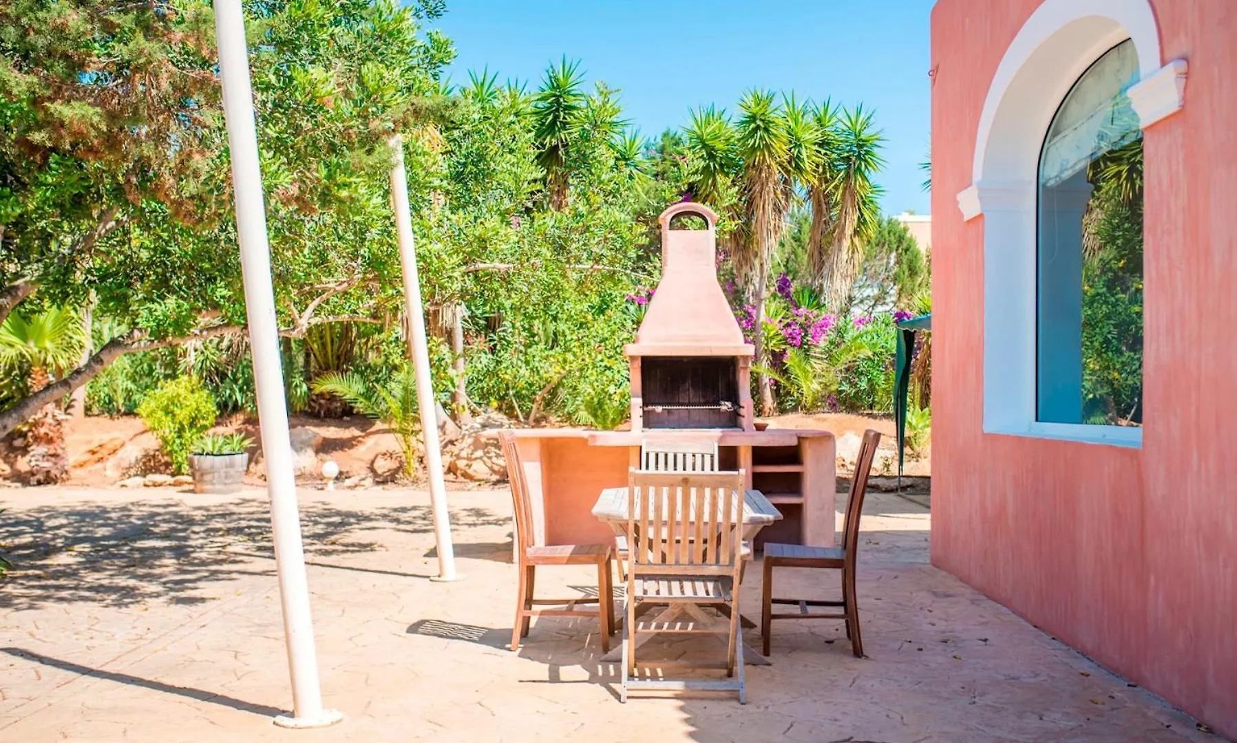 Exclusive Villa In Porroig San José إسبانيا