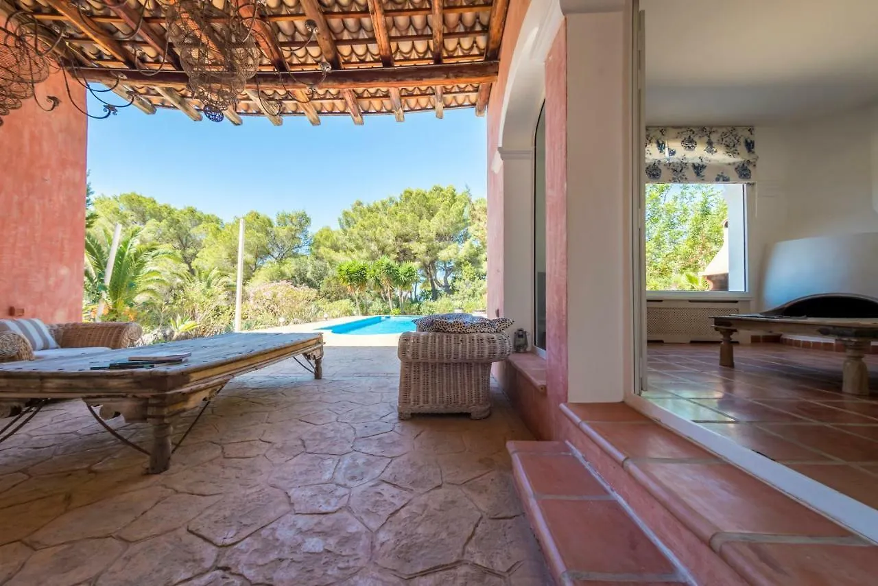 Exclusive Villa In Porroig San José